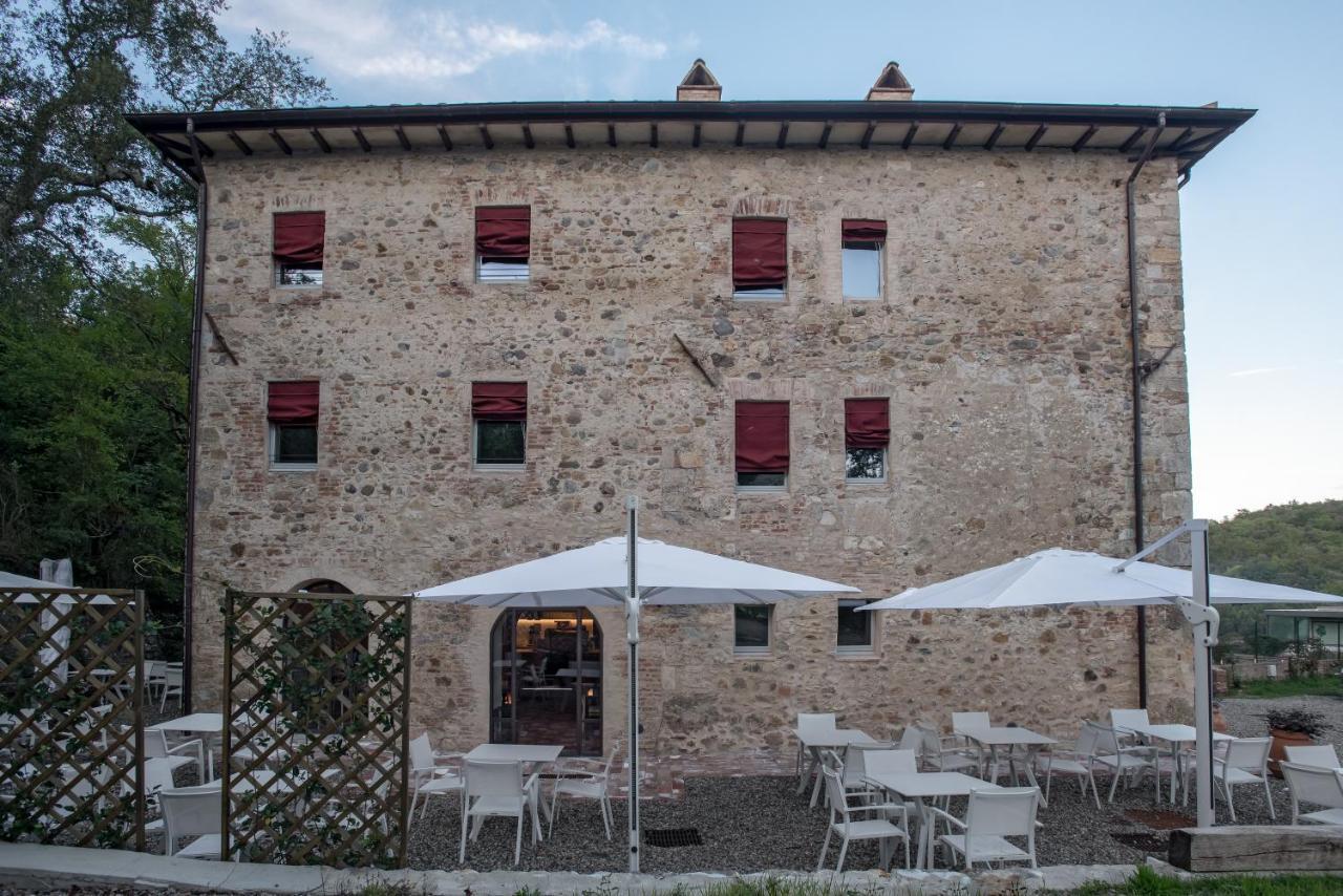מונטיצ'יאנו La Locanda Di Petriolo מראה חיצוני תמונה