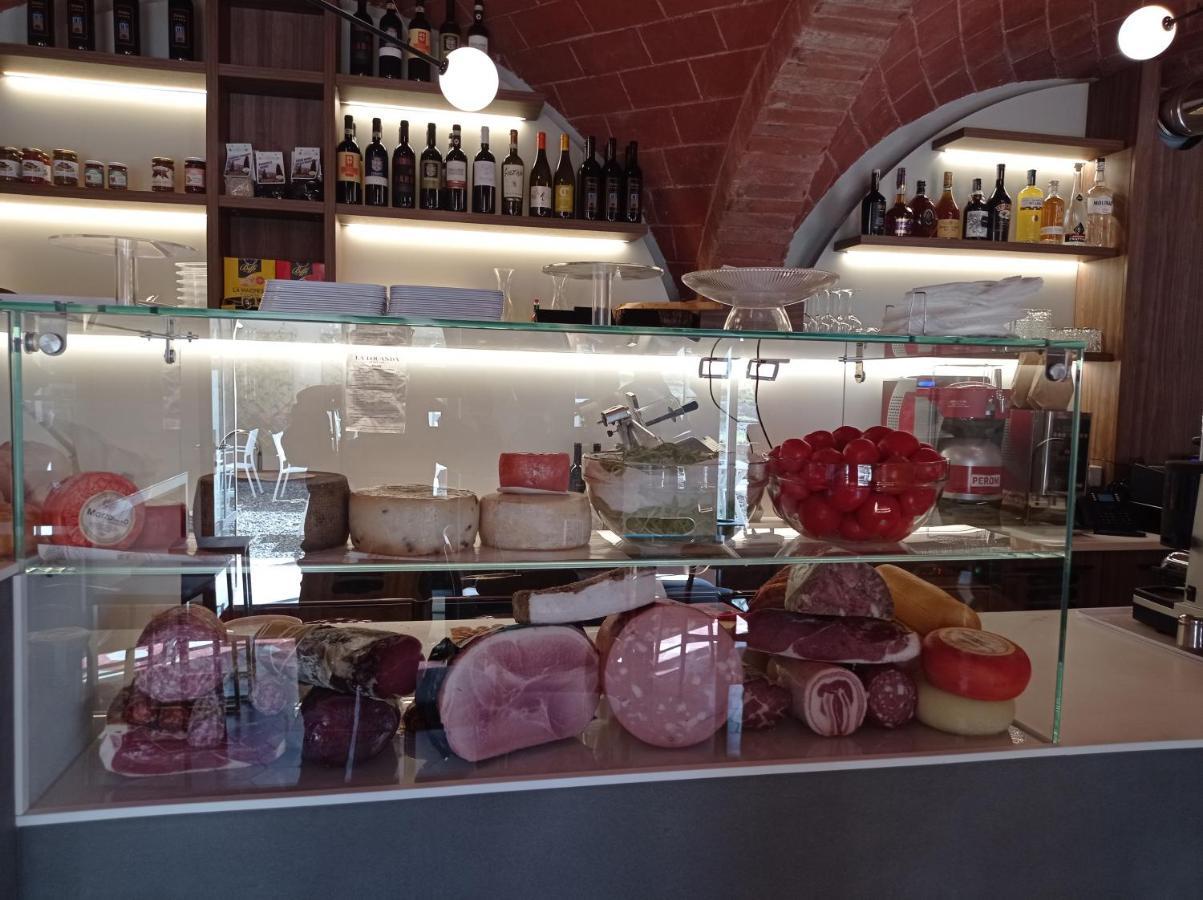 מונטיצ'יאנו La Locanda Di Petriolo מראה חיצוני תמונה